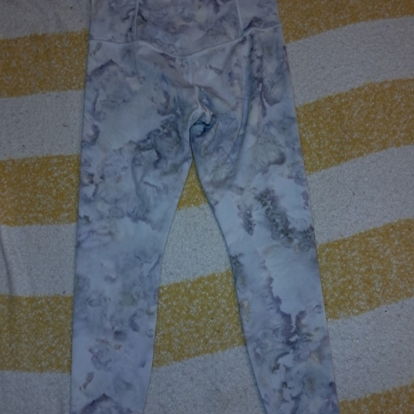 Athleta Brand Women's Size Medium Leggings Bottoms - Picture 8 of 10